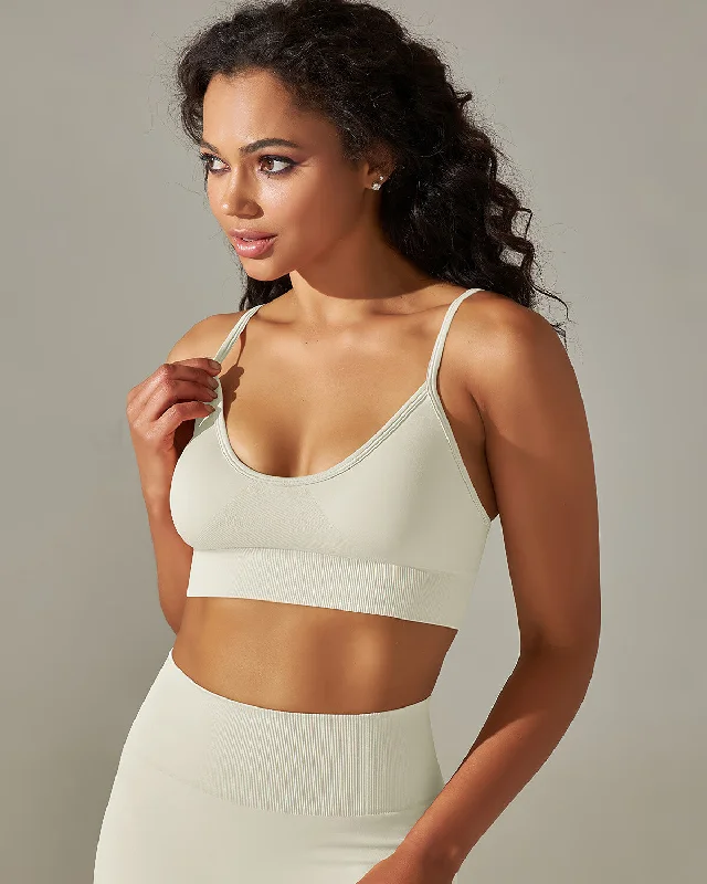 Sports bra with curve straps -Cleo Sports Bra - White