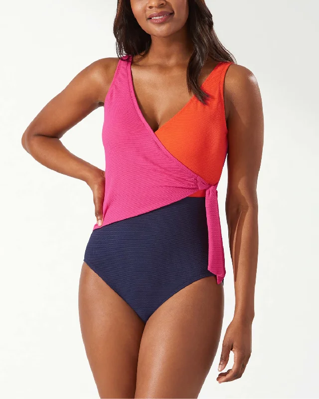 swimwear plush flair -2024 Tommy Bahama Island Cays Colorblock Wrap Top One Piece - Ss300314