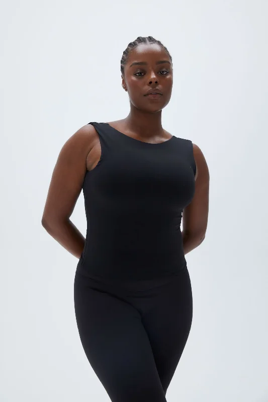 Sports top with wide shape -Square Neck Open Back Top - Black