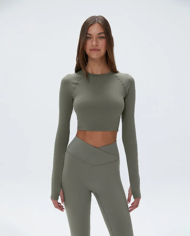 Sports top for dynamic bursts -Long Sleeve Crop Top - Olive Green