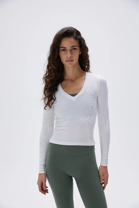 Sports top with airy shape -Rib V-Neck Long Sleeve Top - White