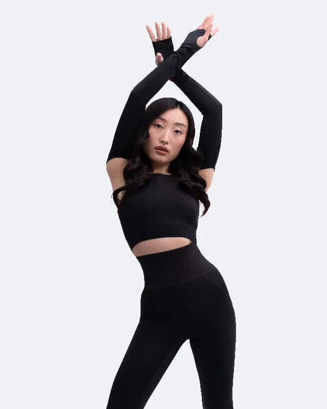 Sports top with snug collar -Shoulder Cut-Out Crop Top