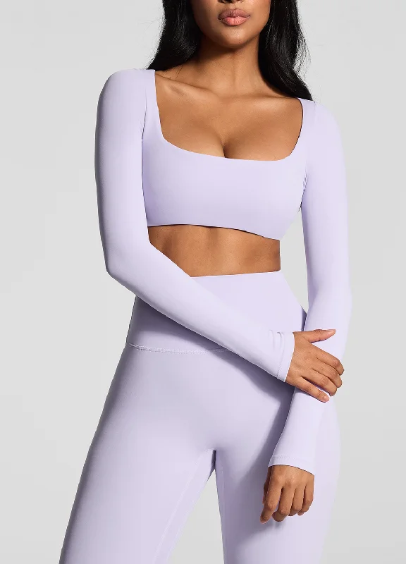 Sports top with airy trim -Square Neck Crop Top